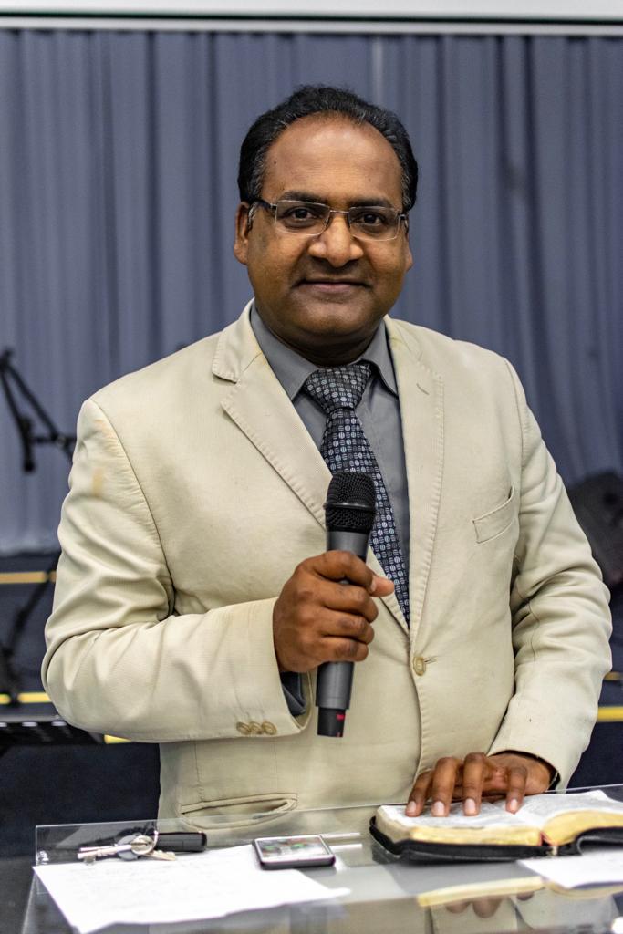 Pastor image bottom-right